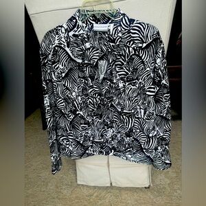 Alfred Dunner light weight jacket size 14p like new condition